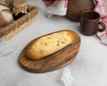 Багет с ветчиной и сыром 140 гр