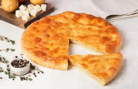 Осетинский пирог с мясом и картофелем