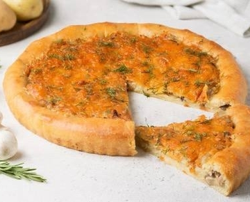 Пирог - пицца с грибами и картофелем